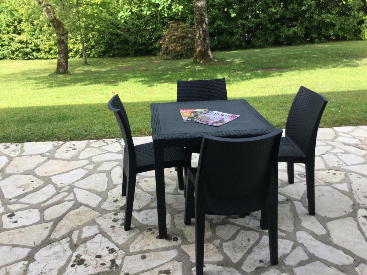 La Belle Chaumiere Panzió Bretagne-de-Marsan Kültér fotó